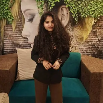 Priyanka Chaudhary Tutor From Indira Nagar Lucknow